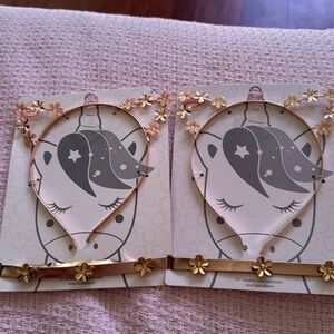 Two 12’’ choker and handband